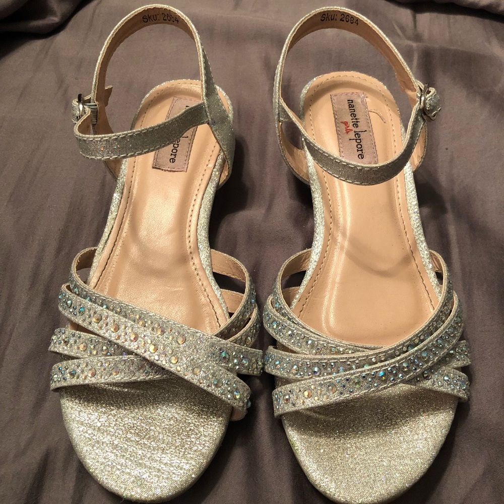 Girls dress sandals